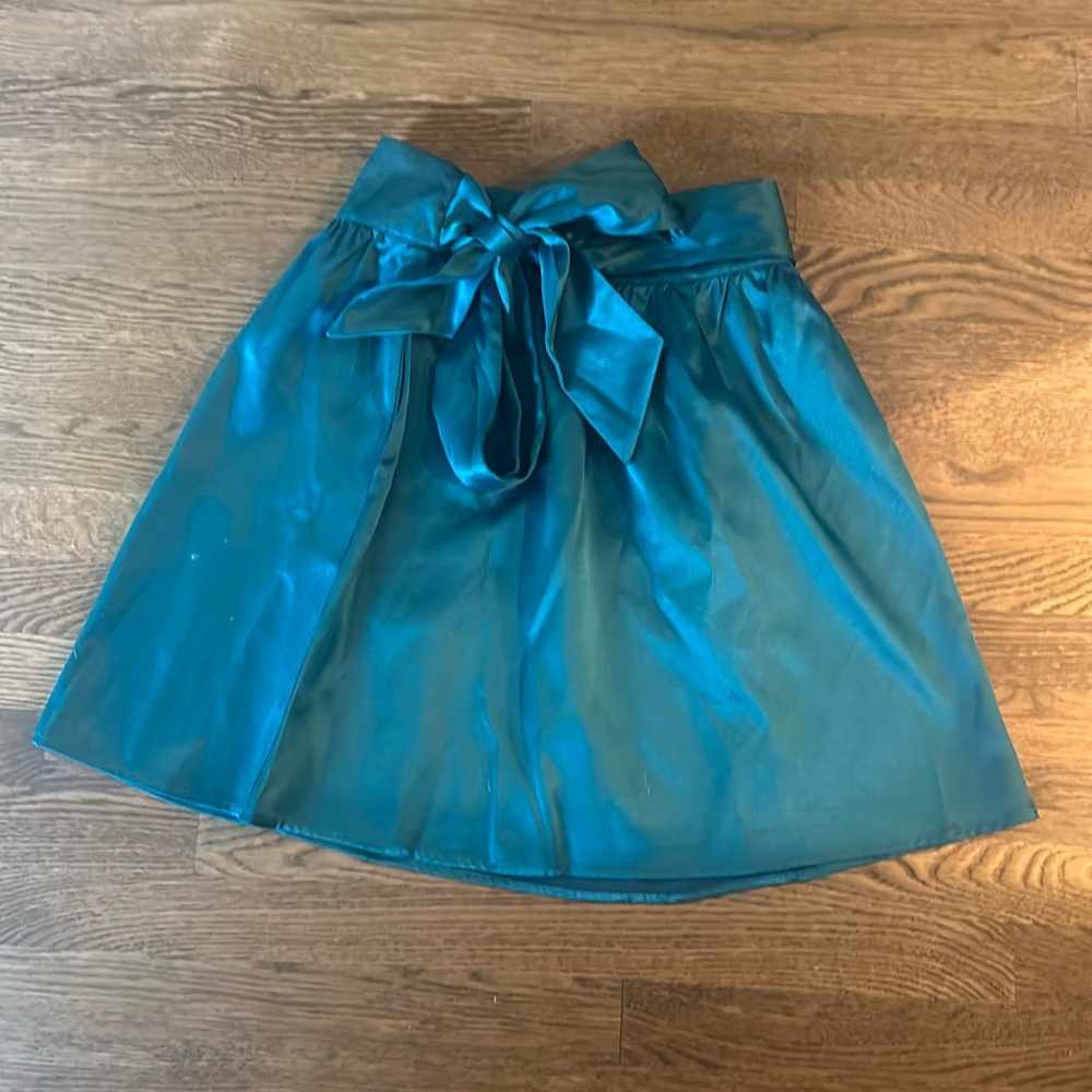 Gibsonlook Size S Holiday Christmas green Skirt